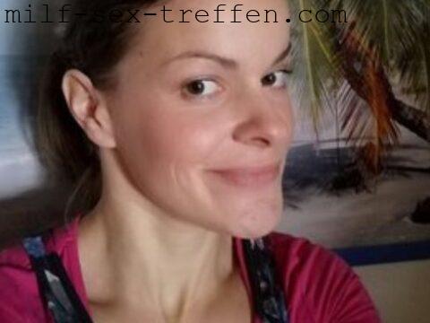 Reife MILF will Sex in Bad Arolsen